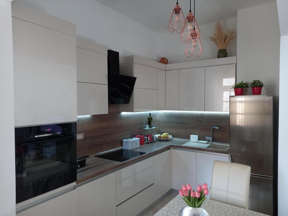 Apartman Beti Apartment Opatija Bagian luar foto